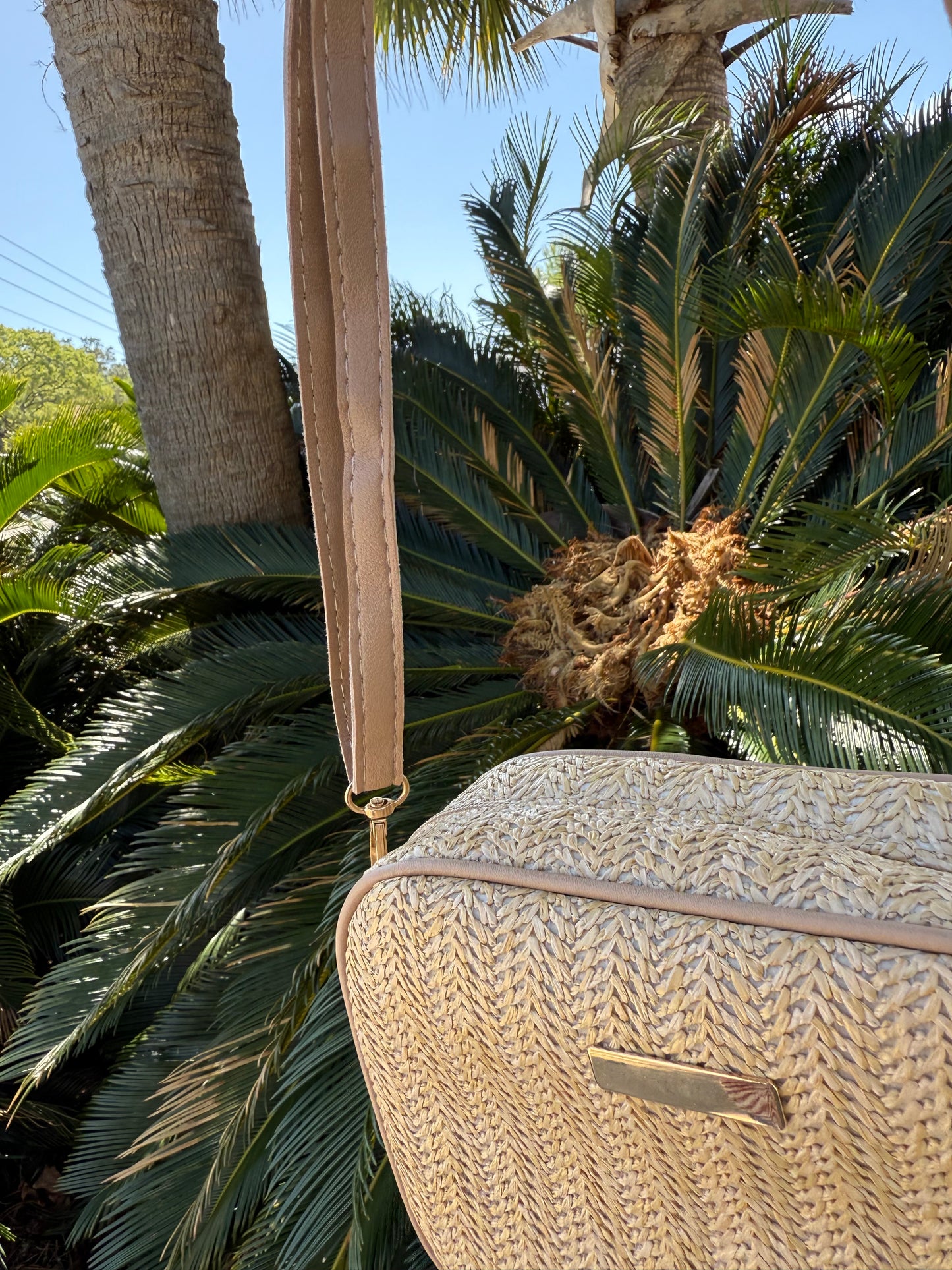 Woven Straw Crossbody-Khaki