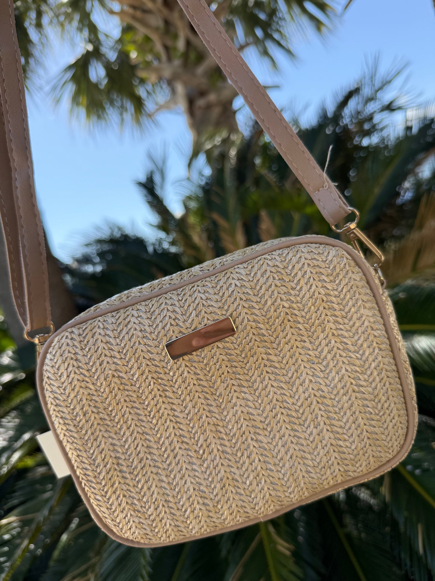 Woven Straw Crossbody-Khaki