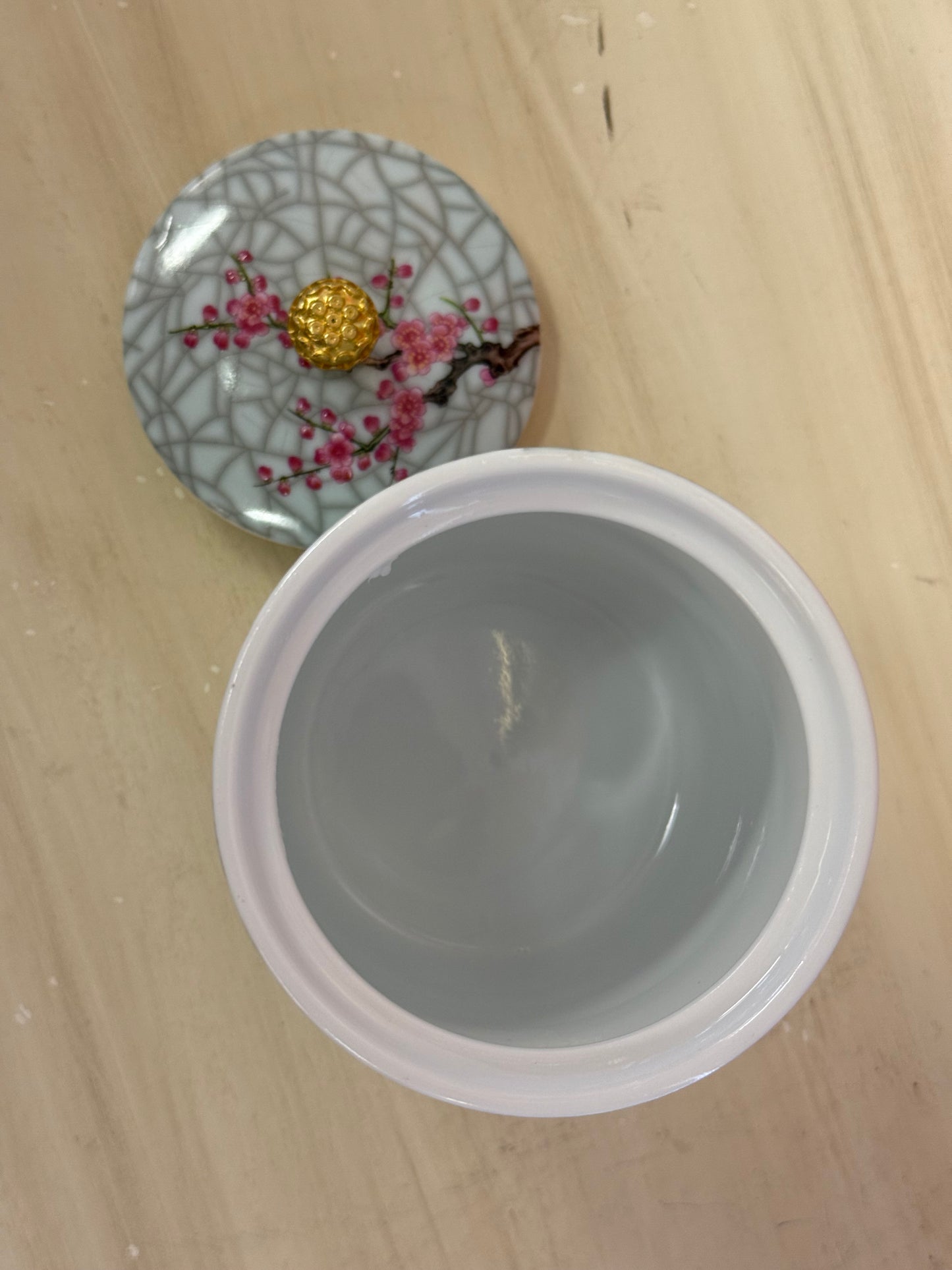 Chinese Flower Blossom Jar