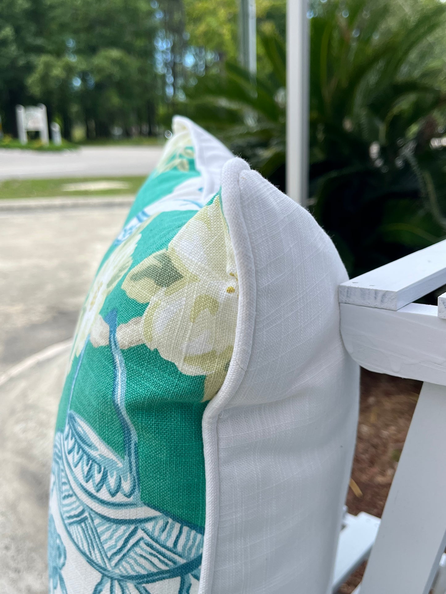 Ginger Jar Print Pillow Cover