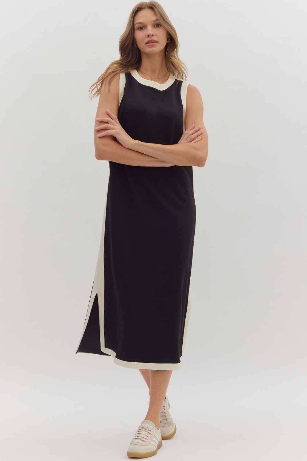 Black Sleeveless Midi Dress