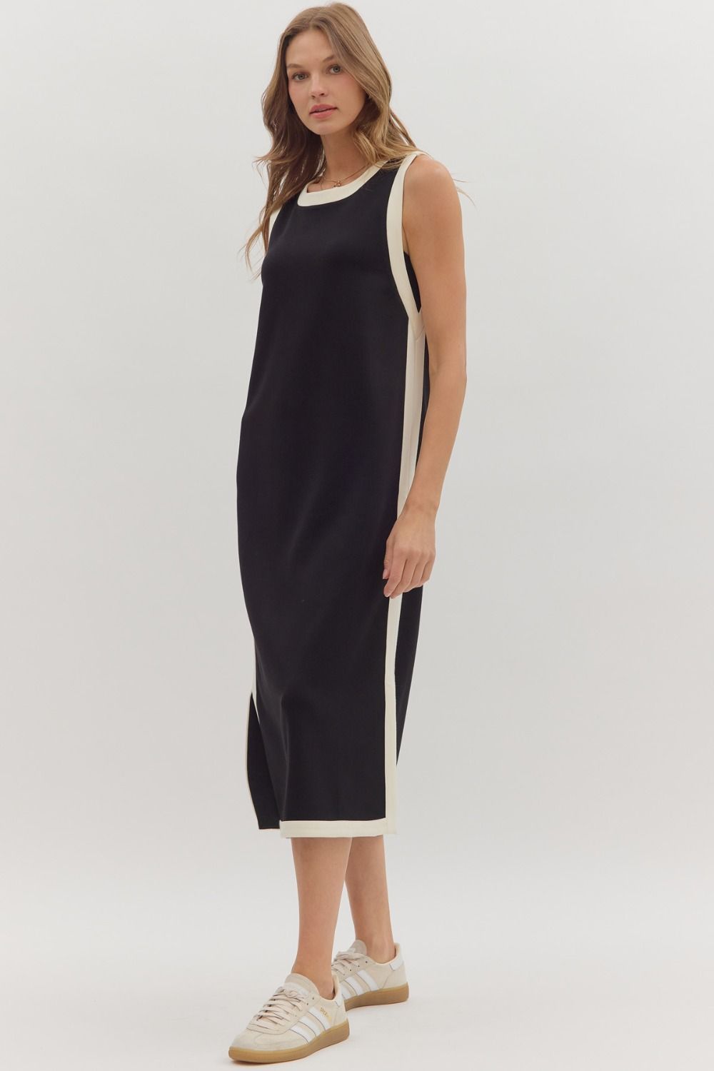 Black Sleeveless Midi Dress