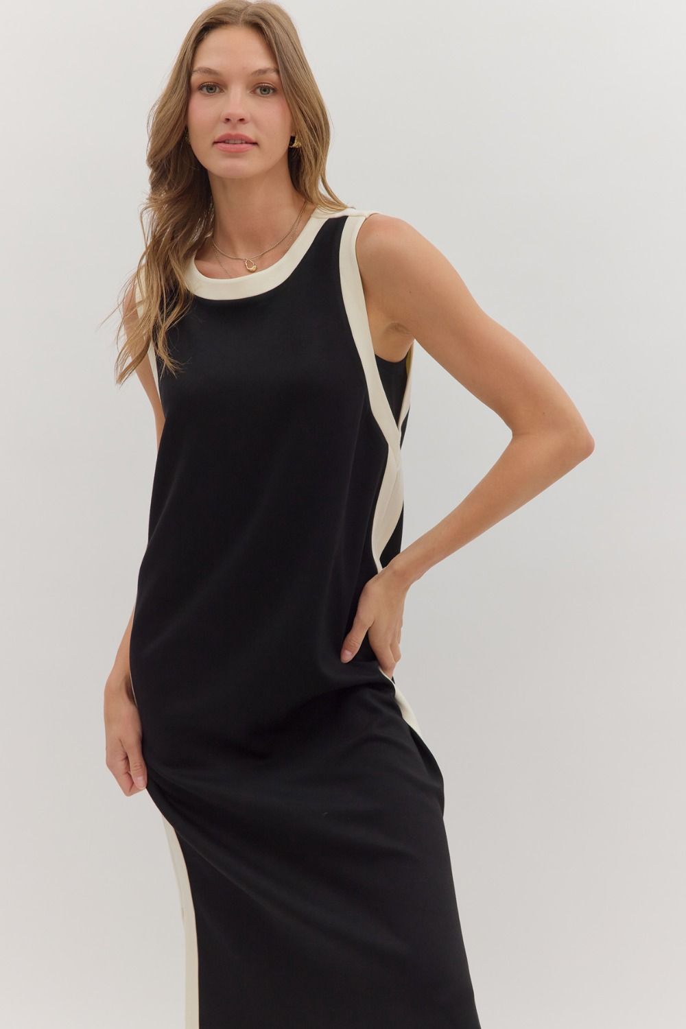 Black Sleeveless Midi Dress