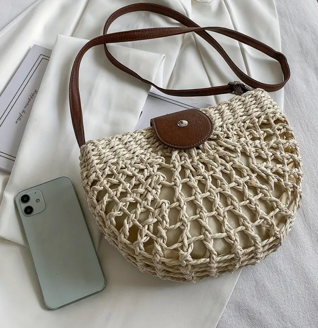 Light Straw Crossbody Bag