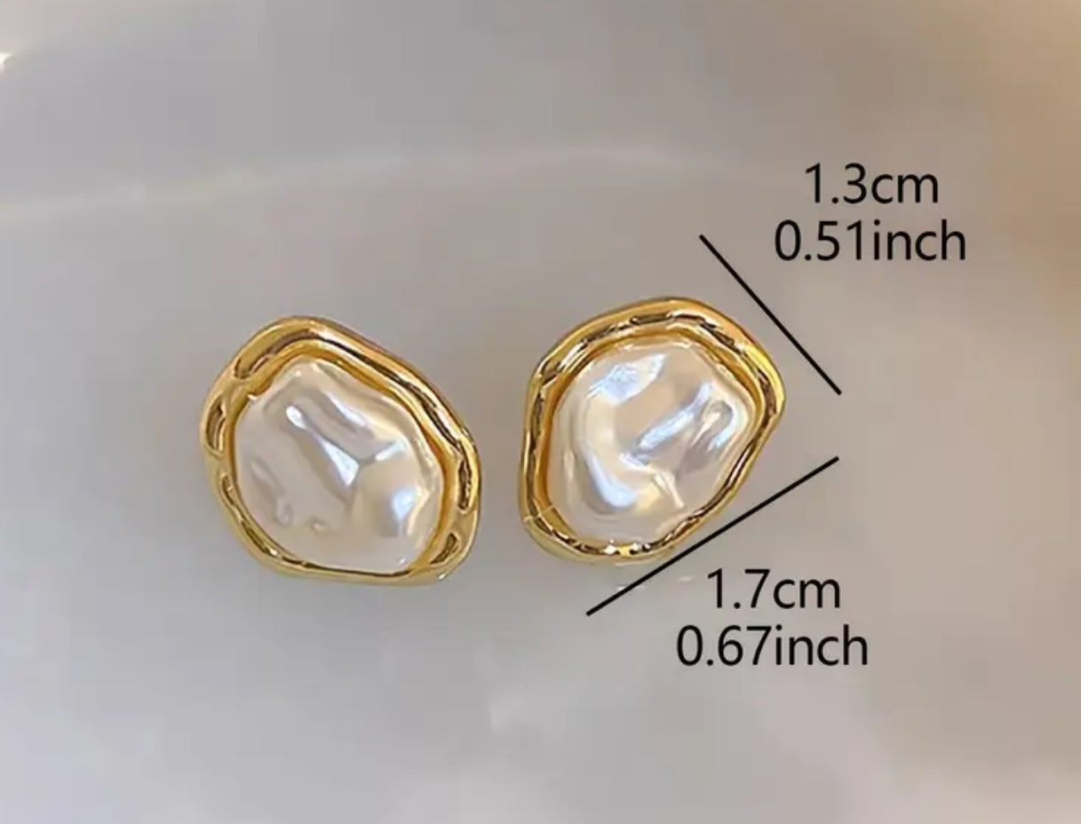 Vintage Inspired Pearl Studs