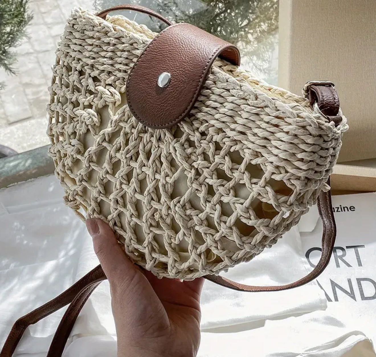 Light Straw Crossbody Bag