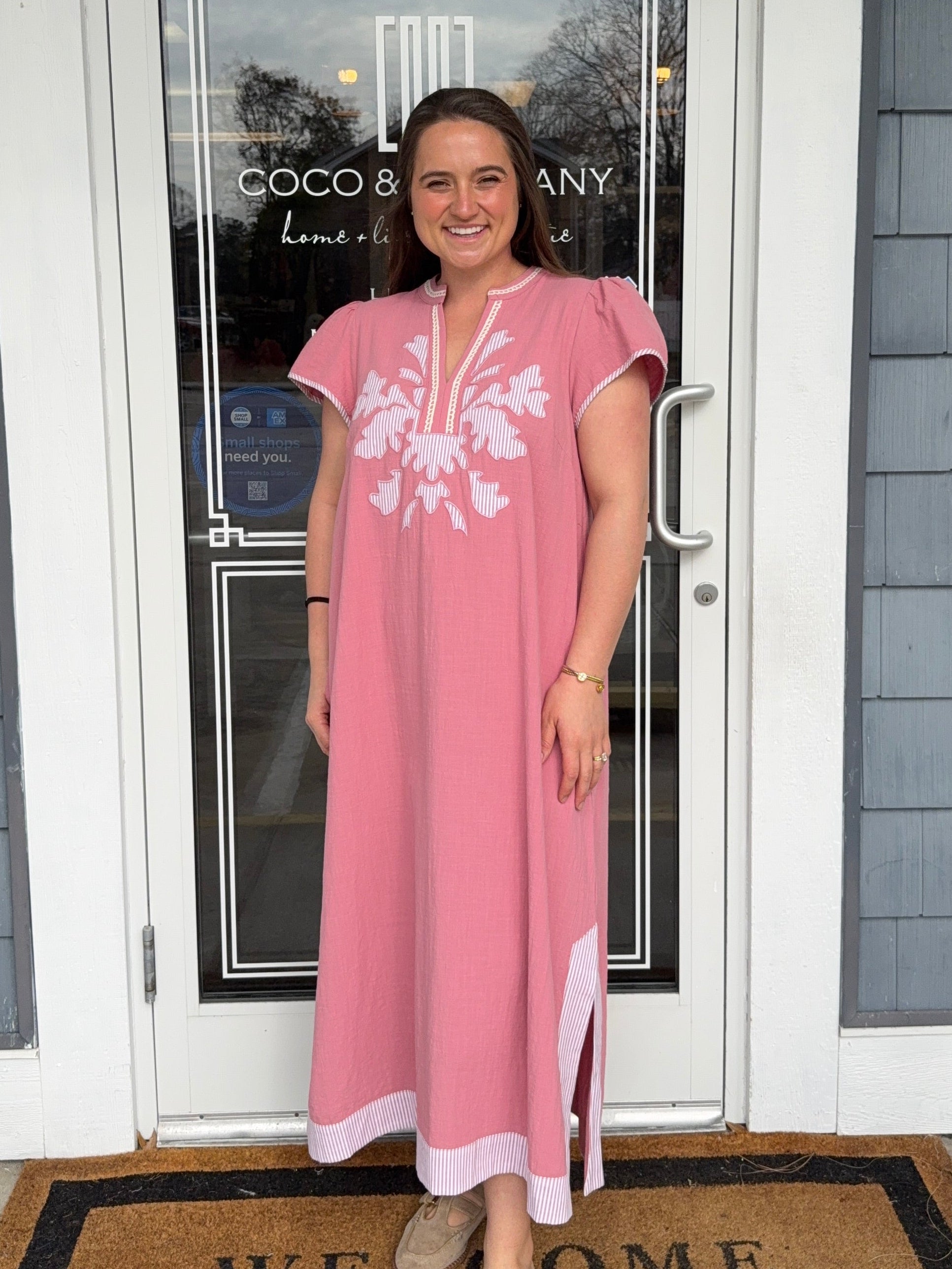 Umgee Embroidered Floral Short Sleeve Midi Dress with Contrast Trim