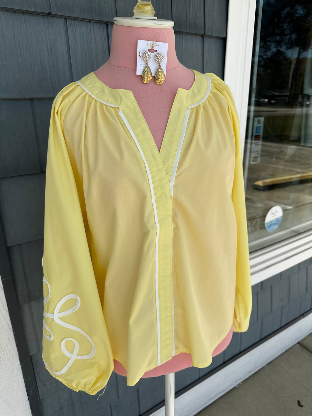 Butter Yellow Soutache Contrast Detail Puff Sleeve Top