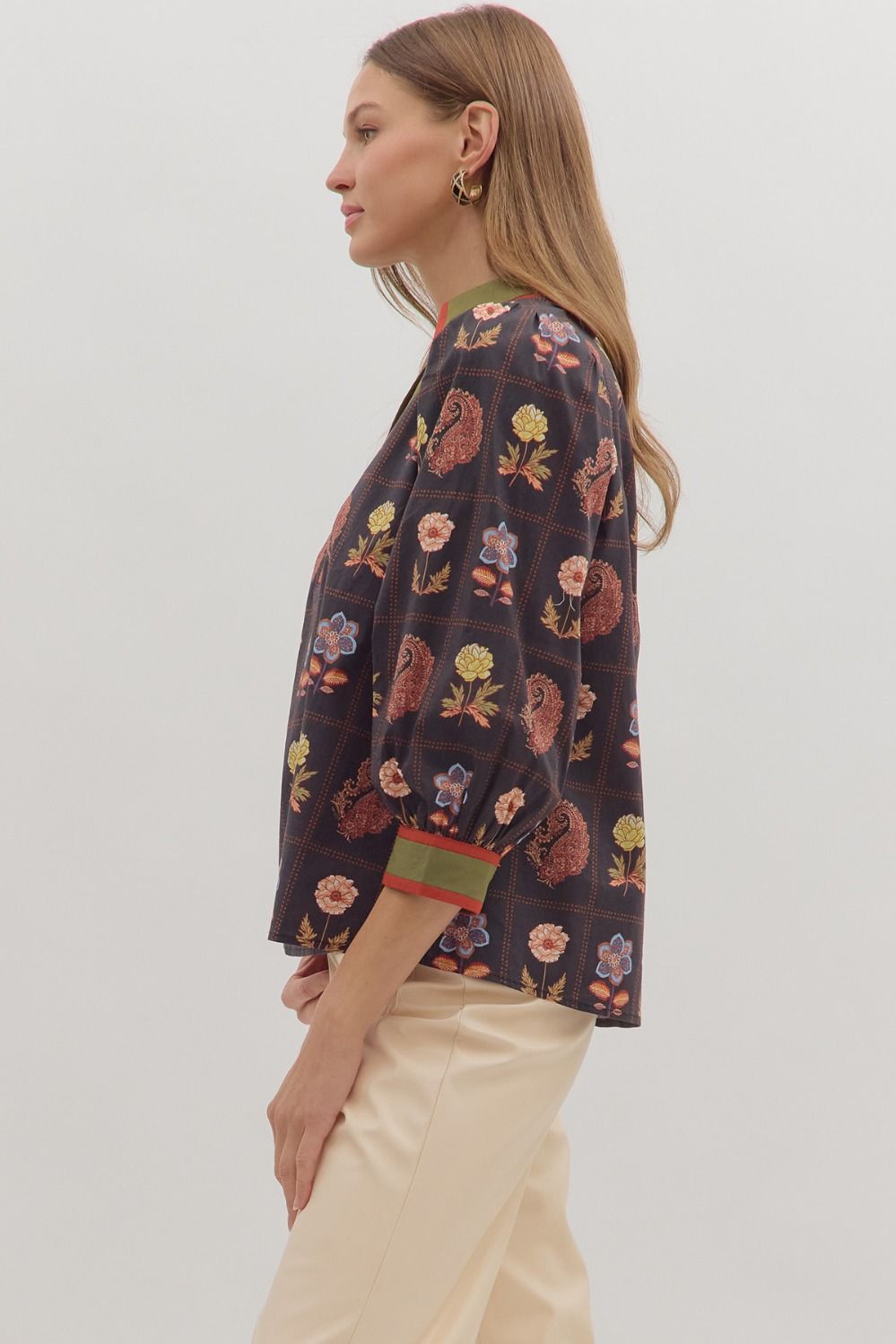 Black Fall Floral Top SHIPS OR PICKUP FROM COCO 10/6/25