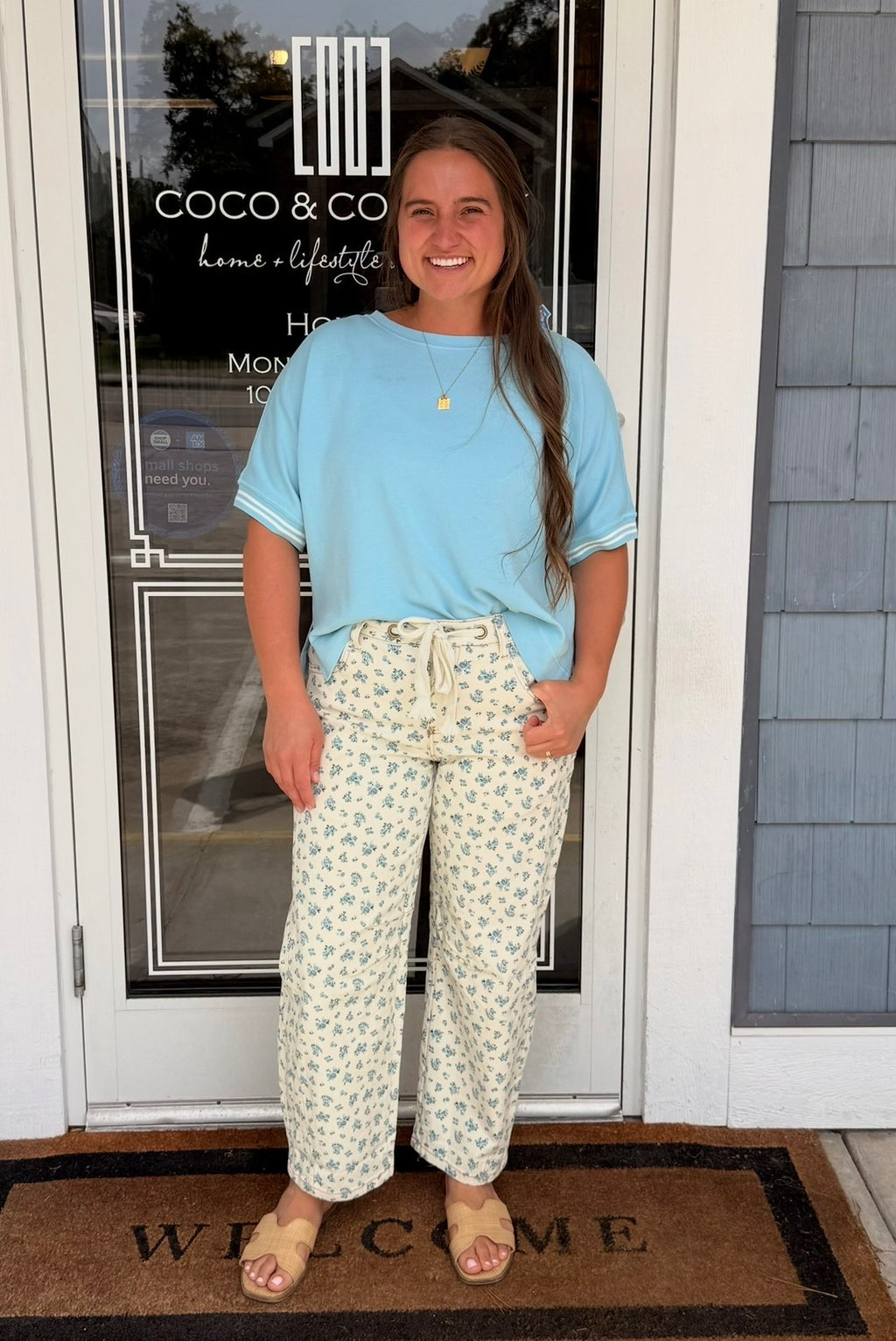 Floral Knot Barrel Jeans