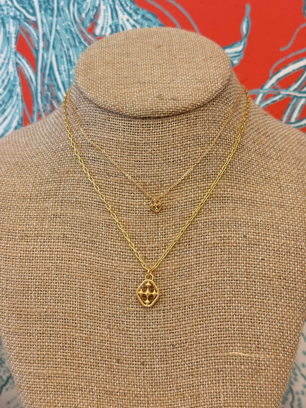 Shield Petite Necklace Gold Vermeil 8 mm Gracewear