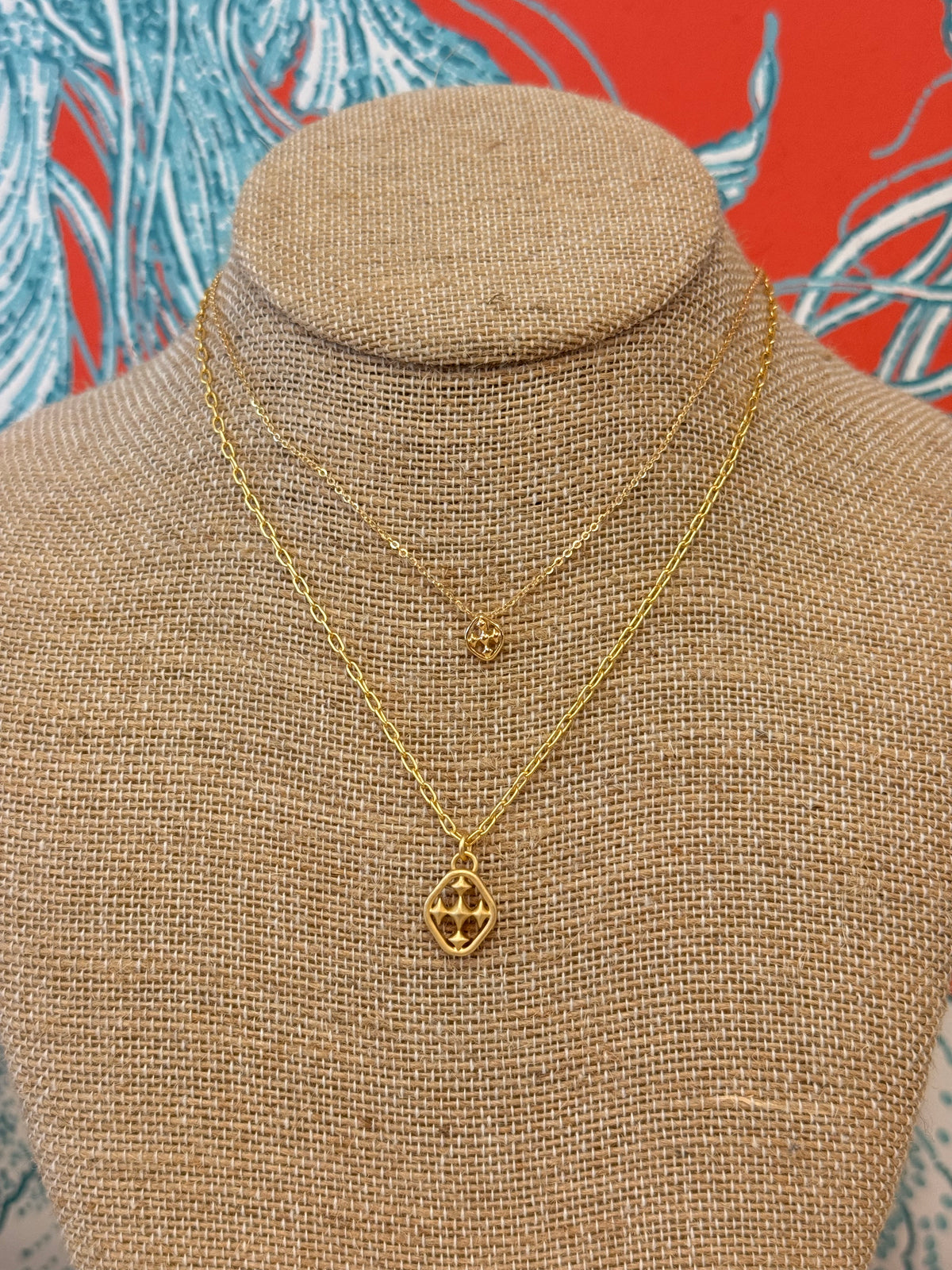 Shield Petite Necklace Gold Vermeil 8 mm Gracewear