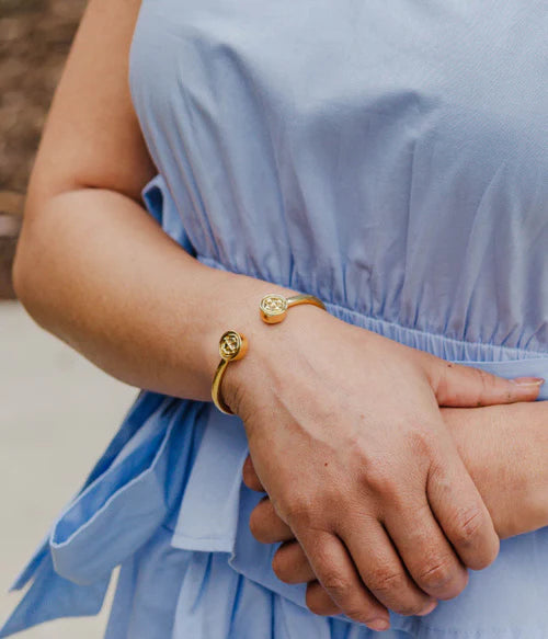 Linked Medallion Bangle Bracelet 18k Gold Plated