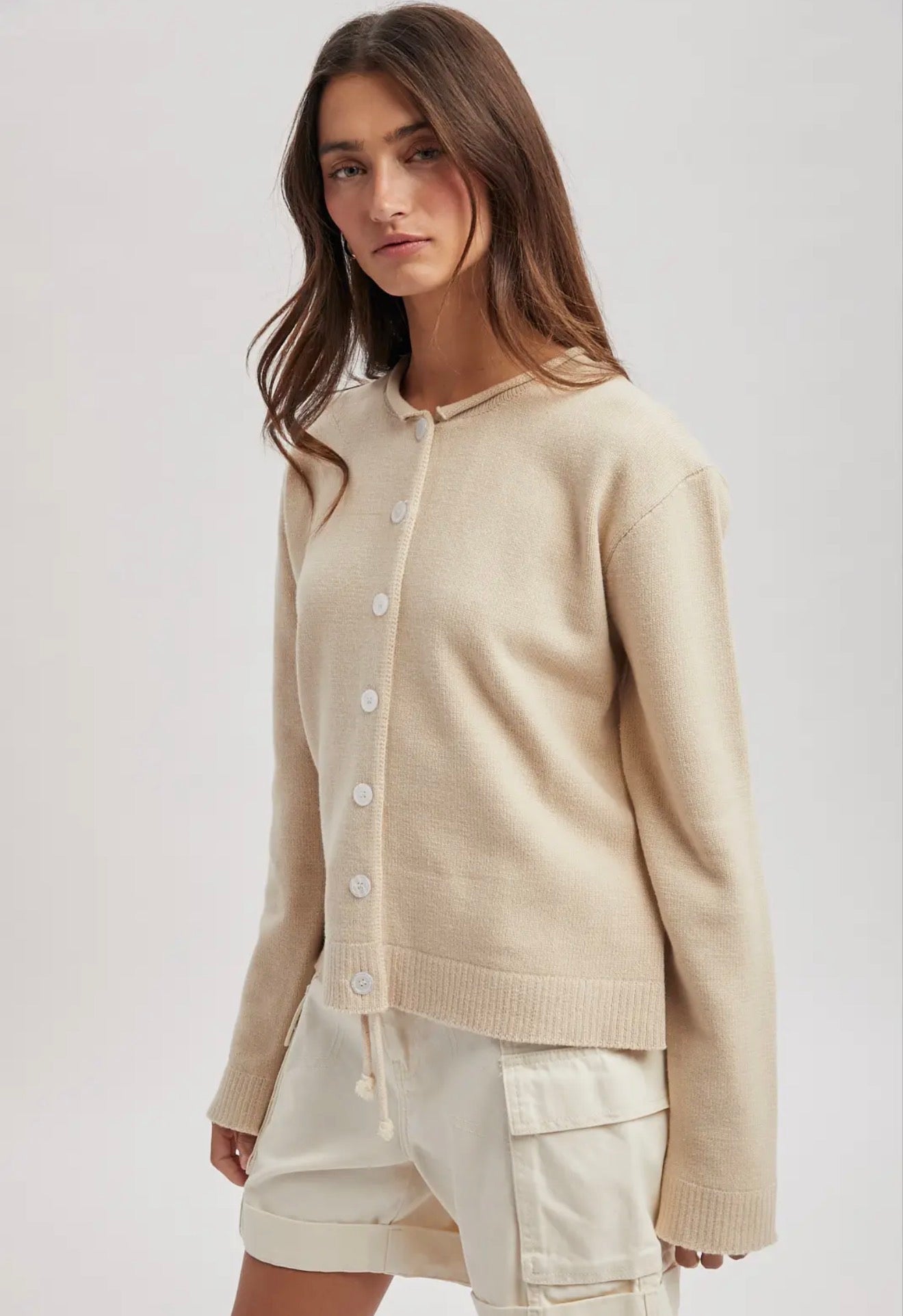 Natural Raw Edge Neckline Button-Up Cardigan