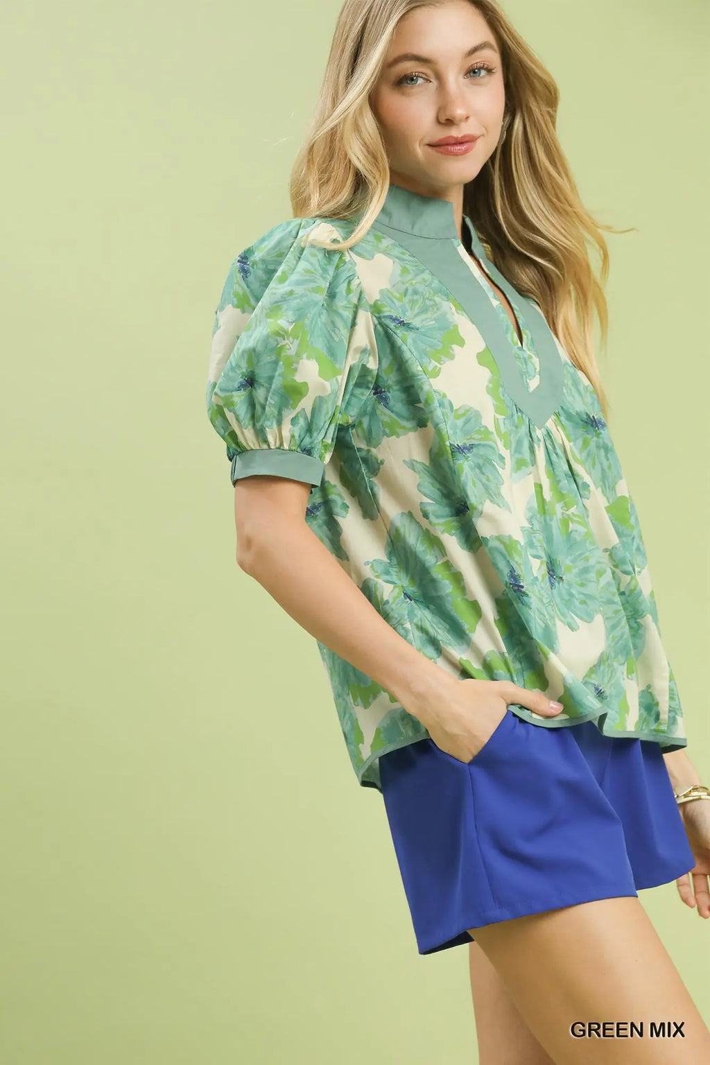 Green Floral Contrast Trim Blouse