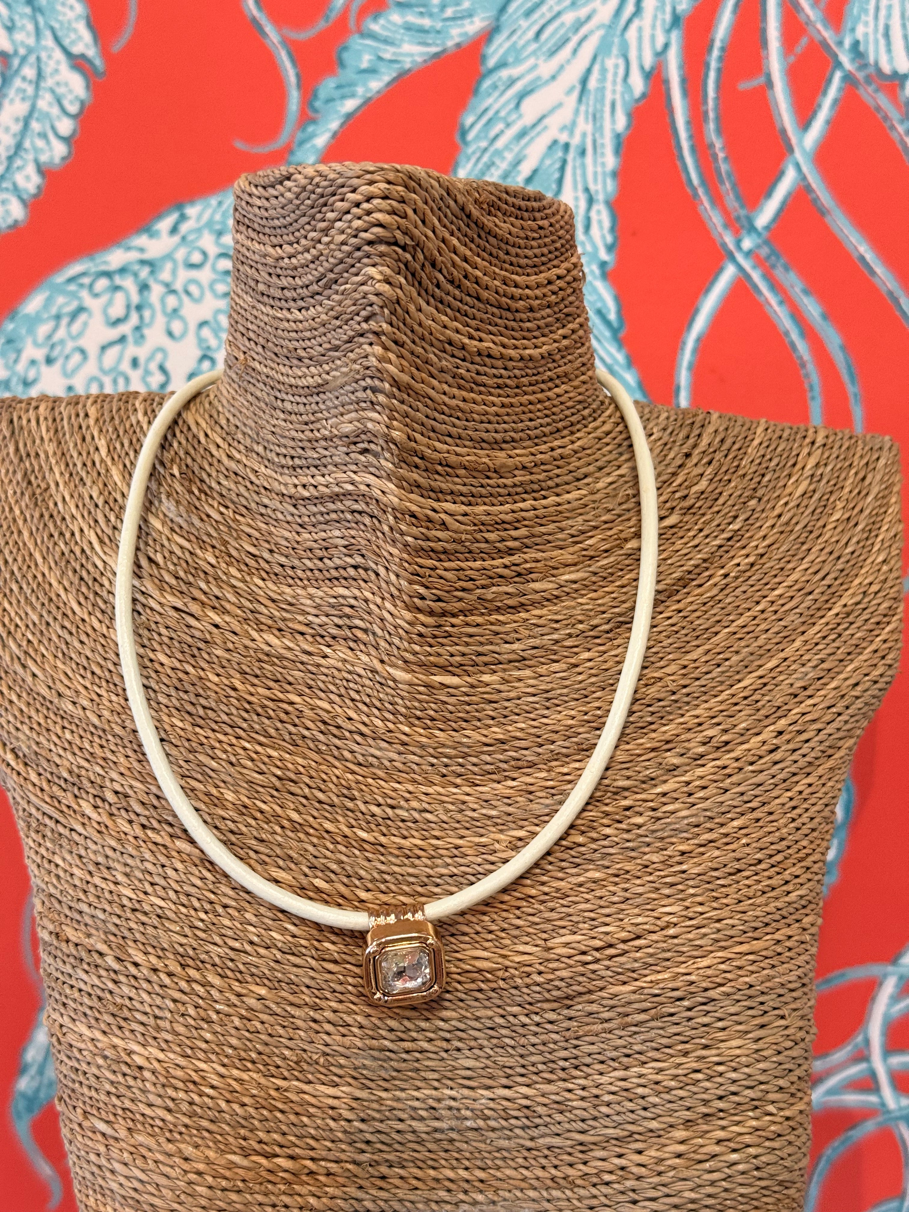 Gold Sparkle Necklace -White - Smith & Co.