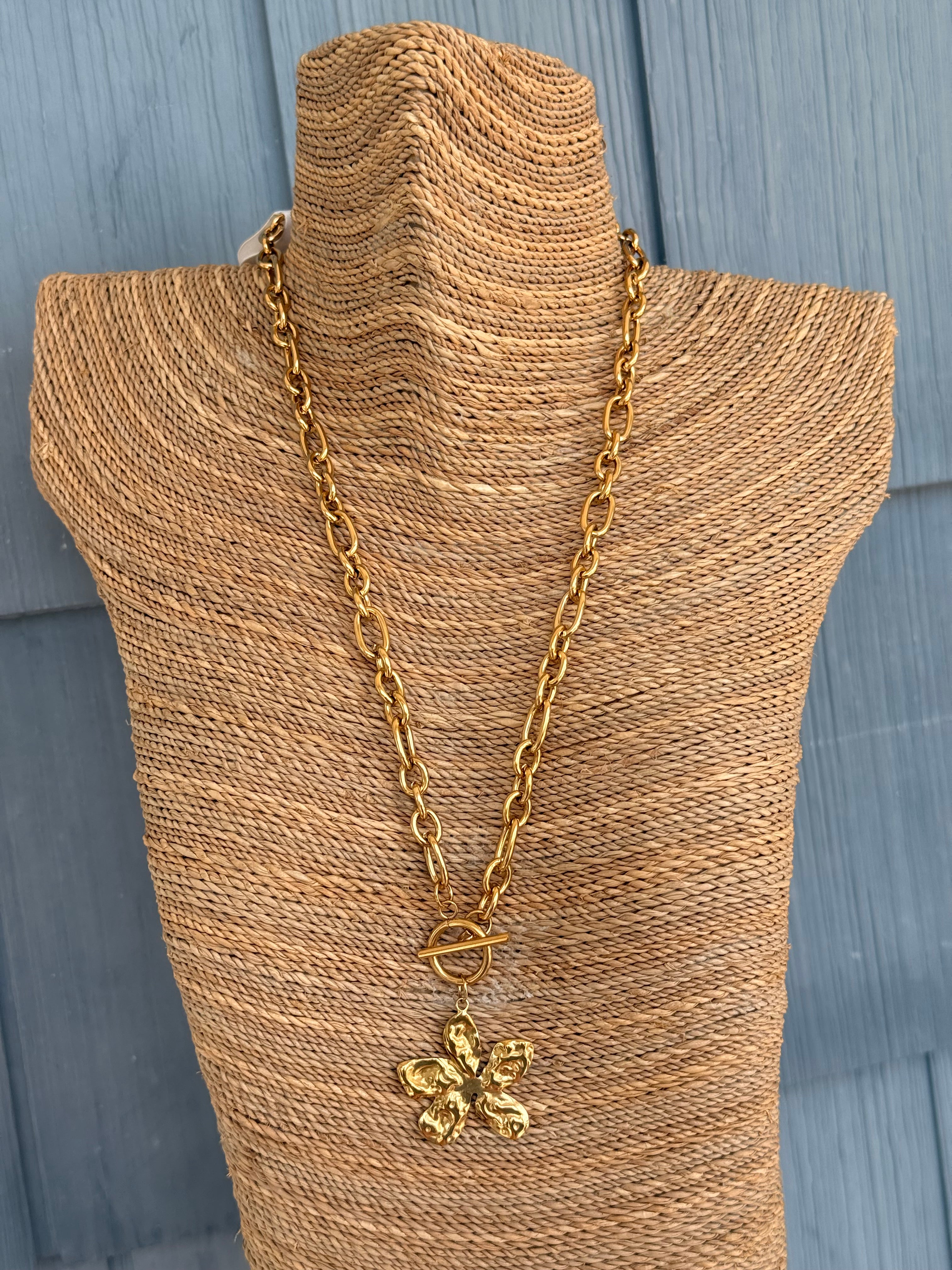 Hammered Flower Toggle Necklace