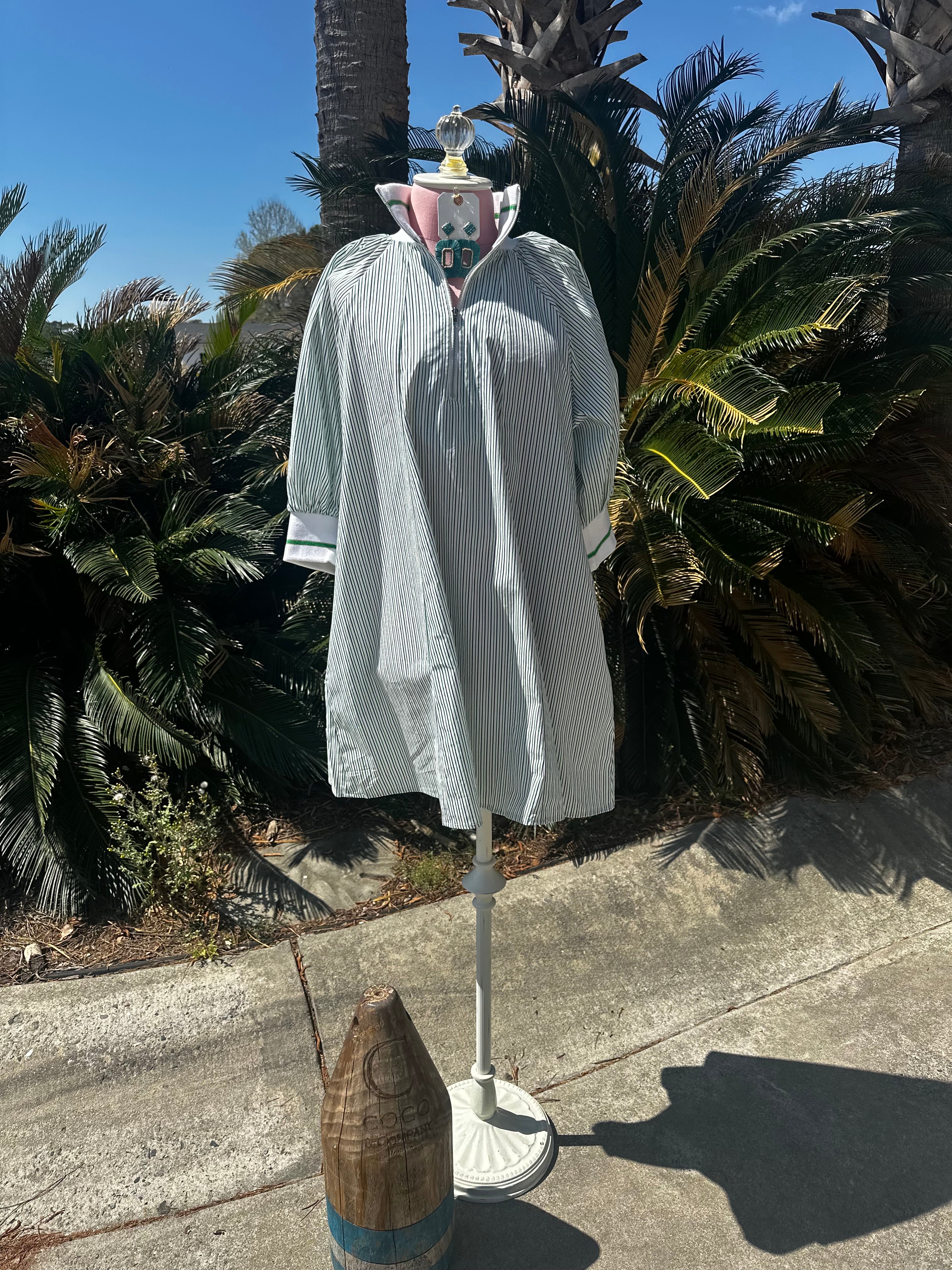 Green & White Mock Neck Banded Puff Sleeve Mini Dress