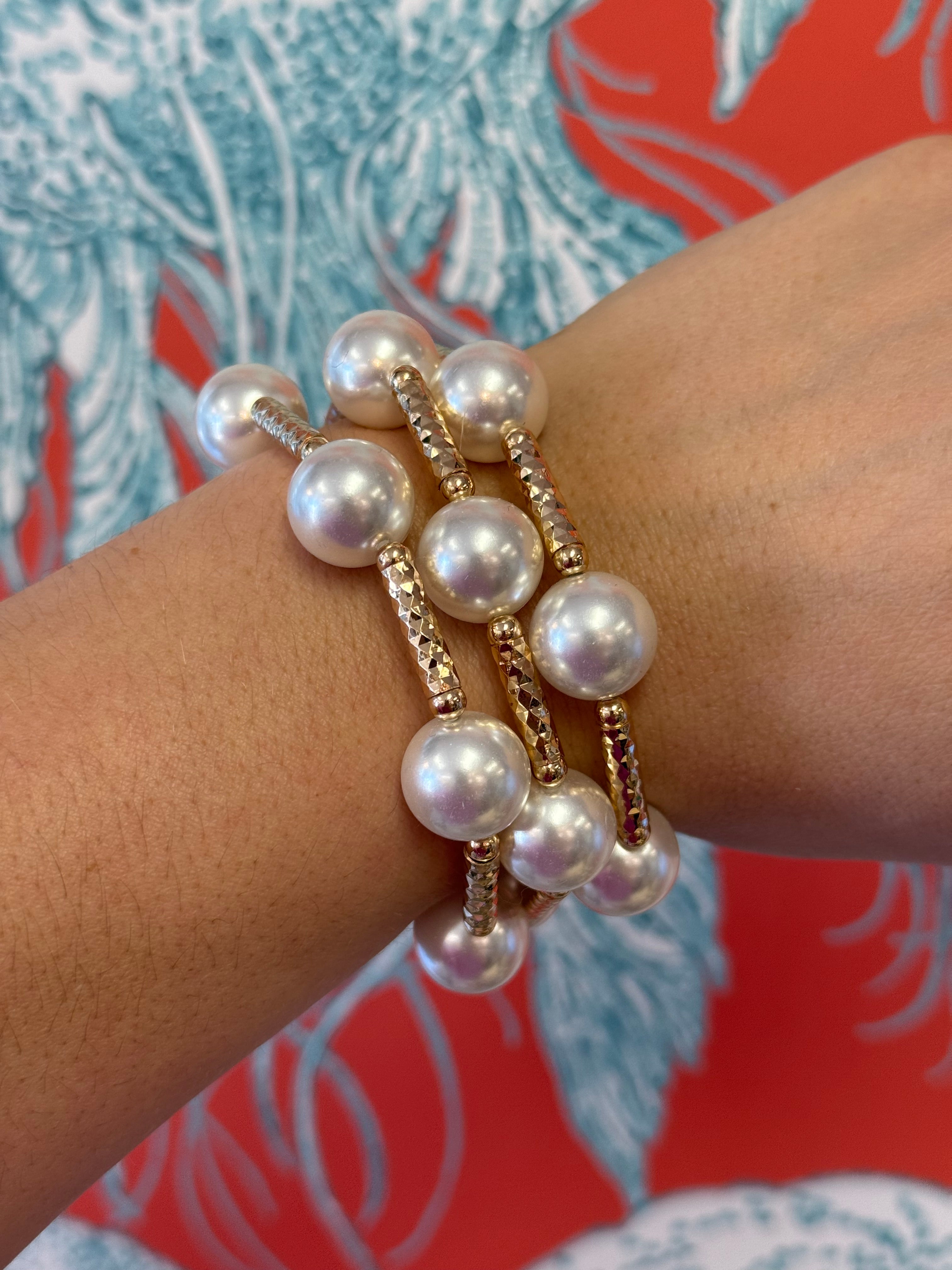 Pearl & Gold Bracelet Set