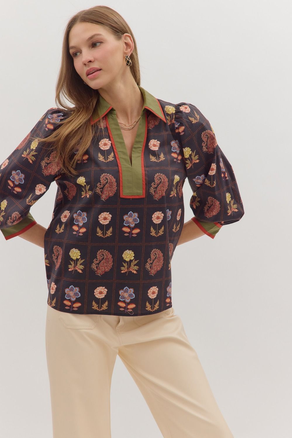 Black Fall Floral Top SHIPS OR PICKUP FROM COCO 10/6/25