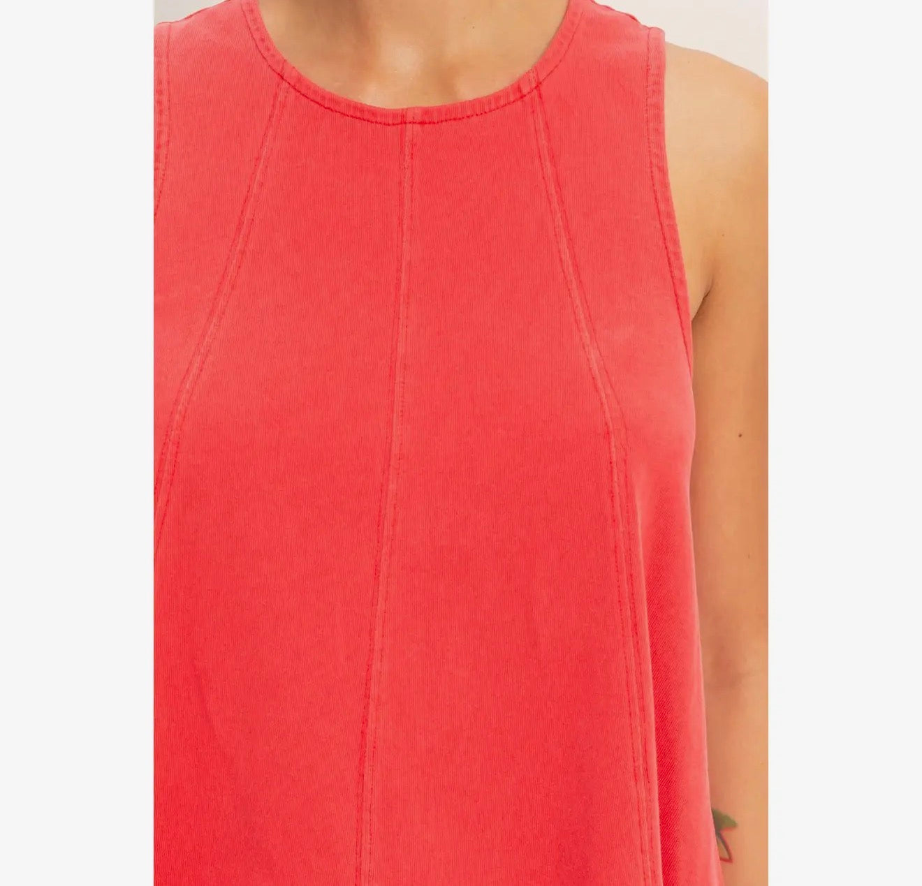 Sleeveless Round Neck Top & Shorts Set- Red