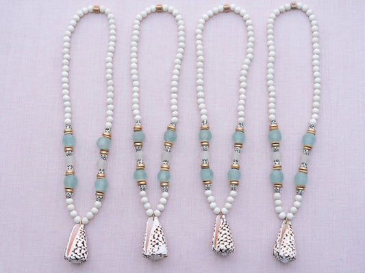 The Cora Necklace White