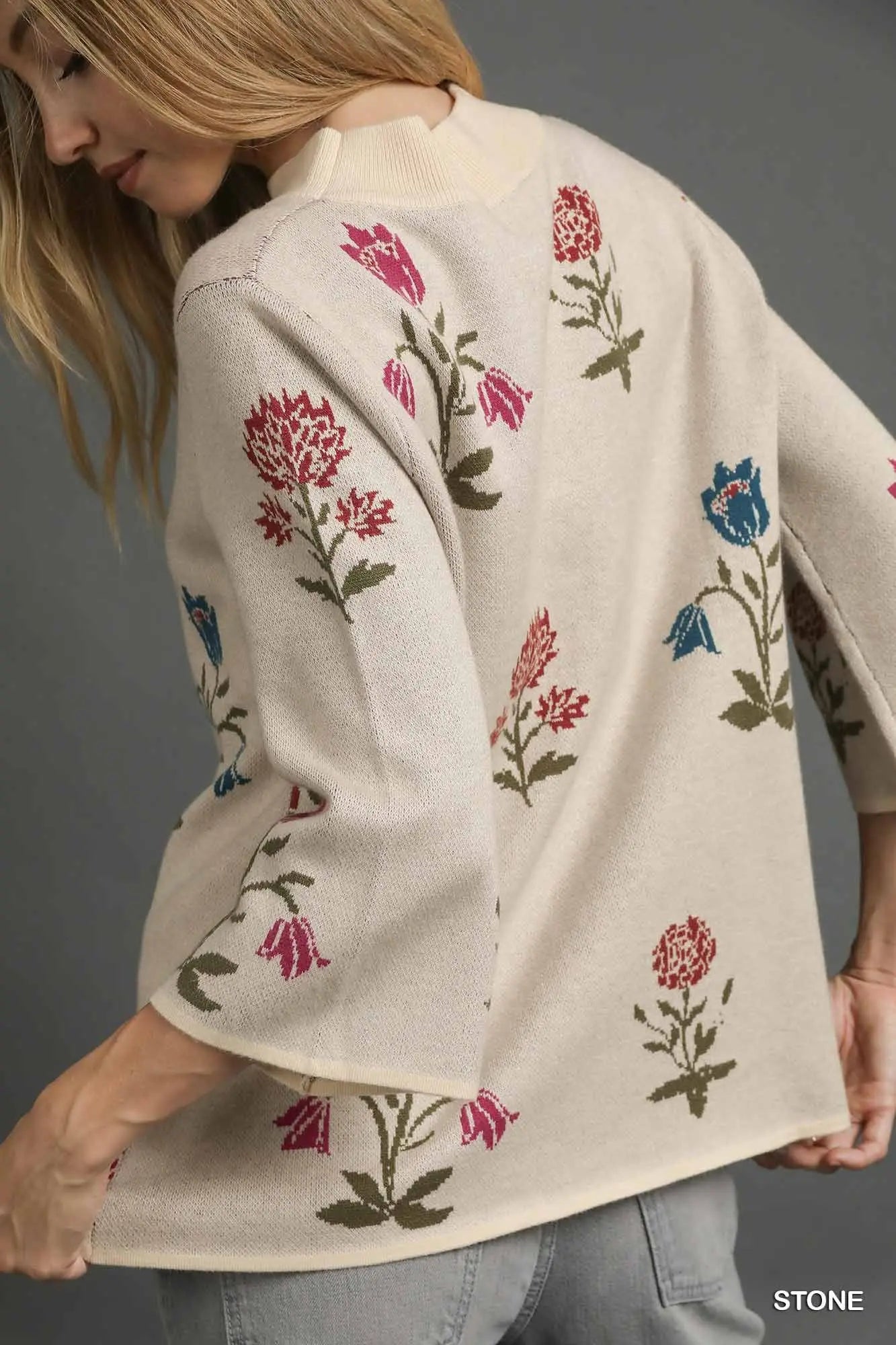 Cream Floral Knit Sweater With Wide Sleeves SHIPS OR PICKUP FROM COCO 10/10/25