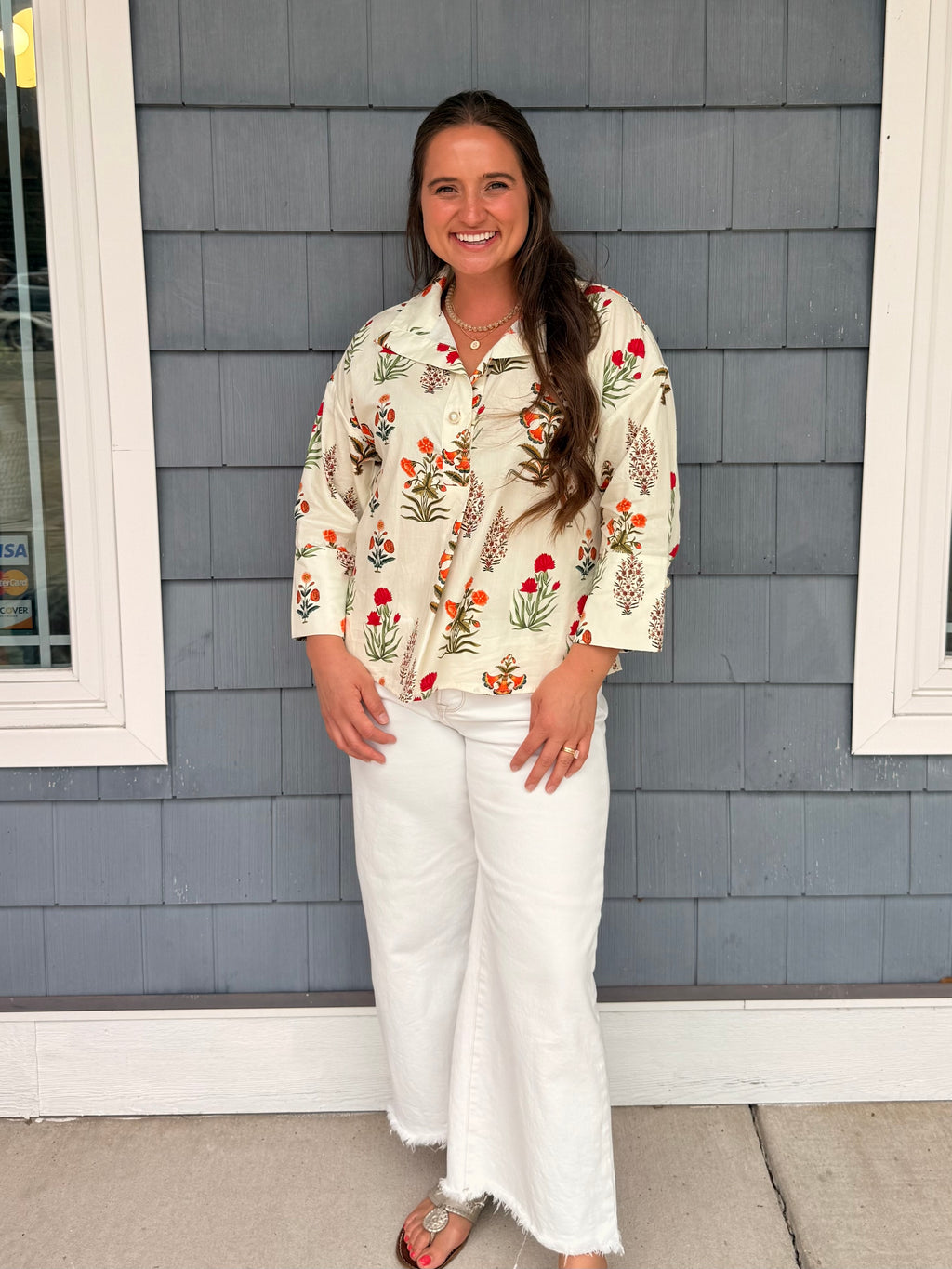 Offwhite Big Pearl Button Floral Top