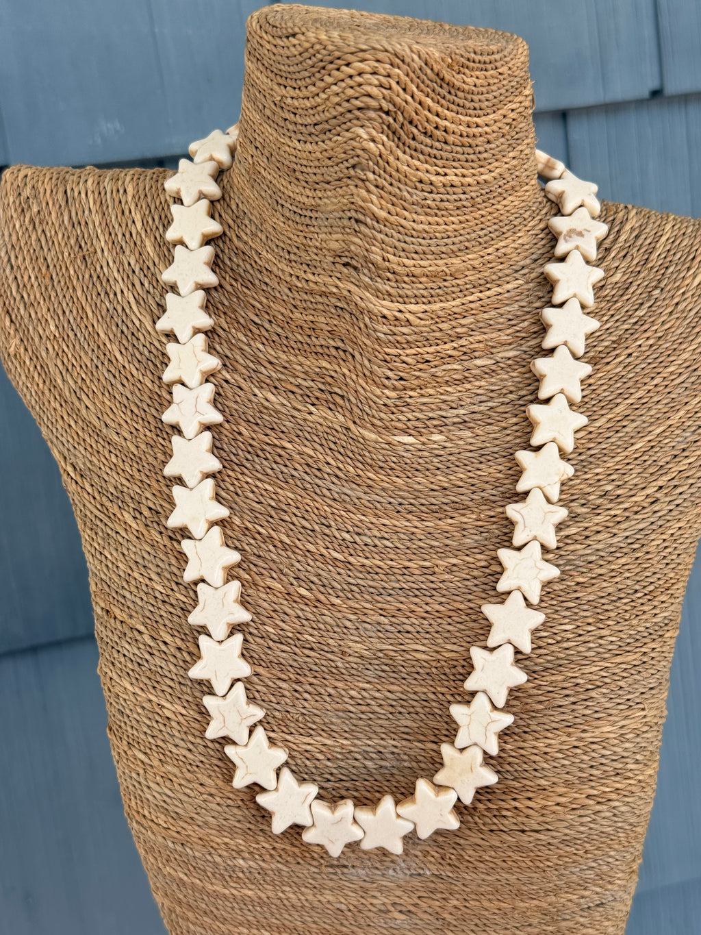 Sea Star Necklace SMALL - Coconut - Smith & Co.