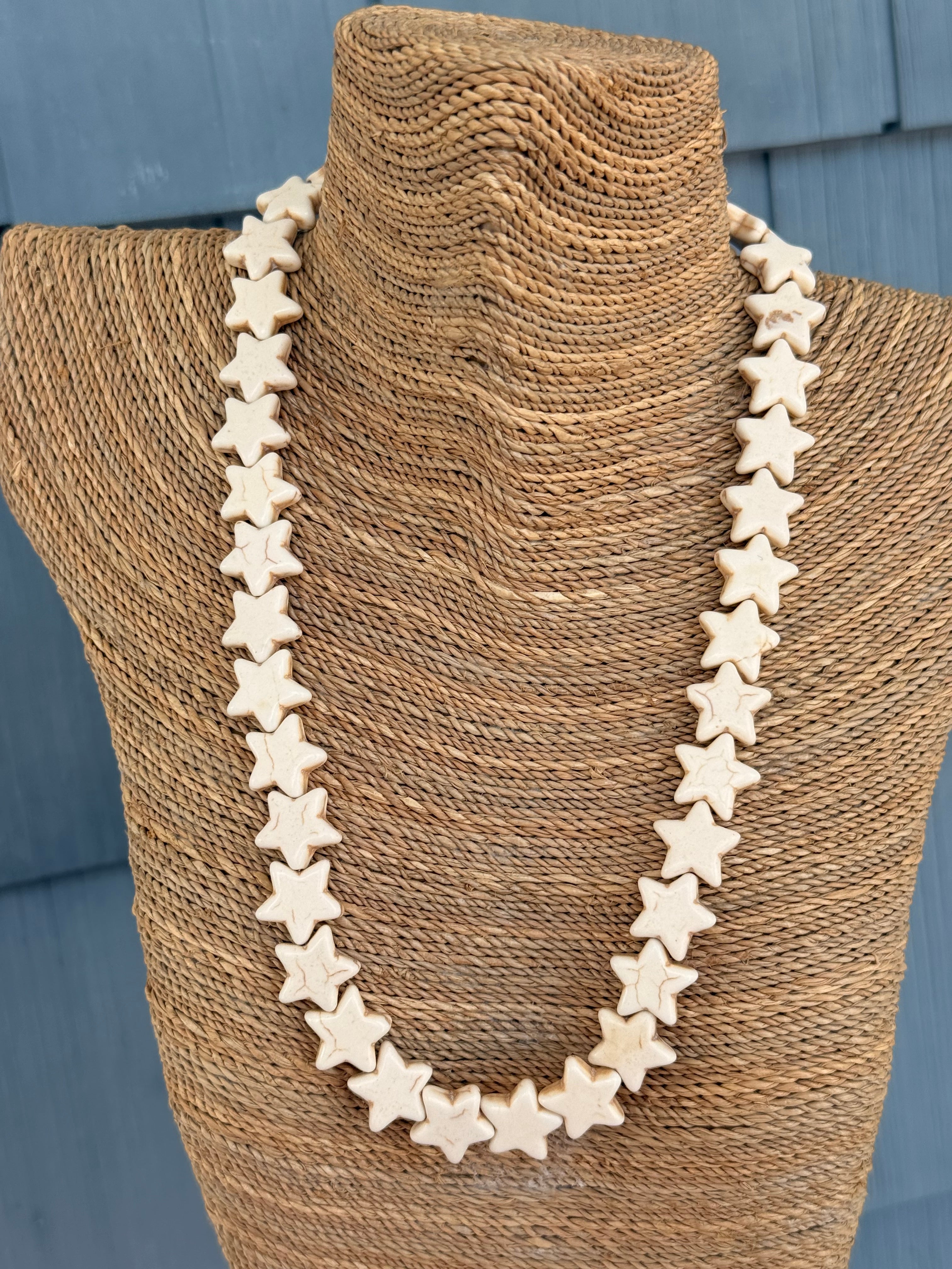 Sea Star Necklace SMALL - Coconut - Smith & Co.
