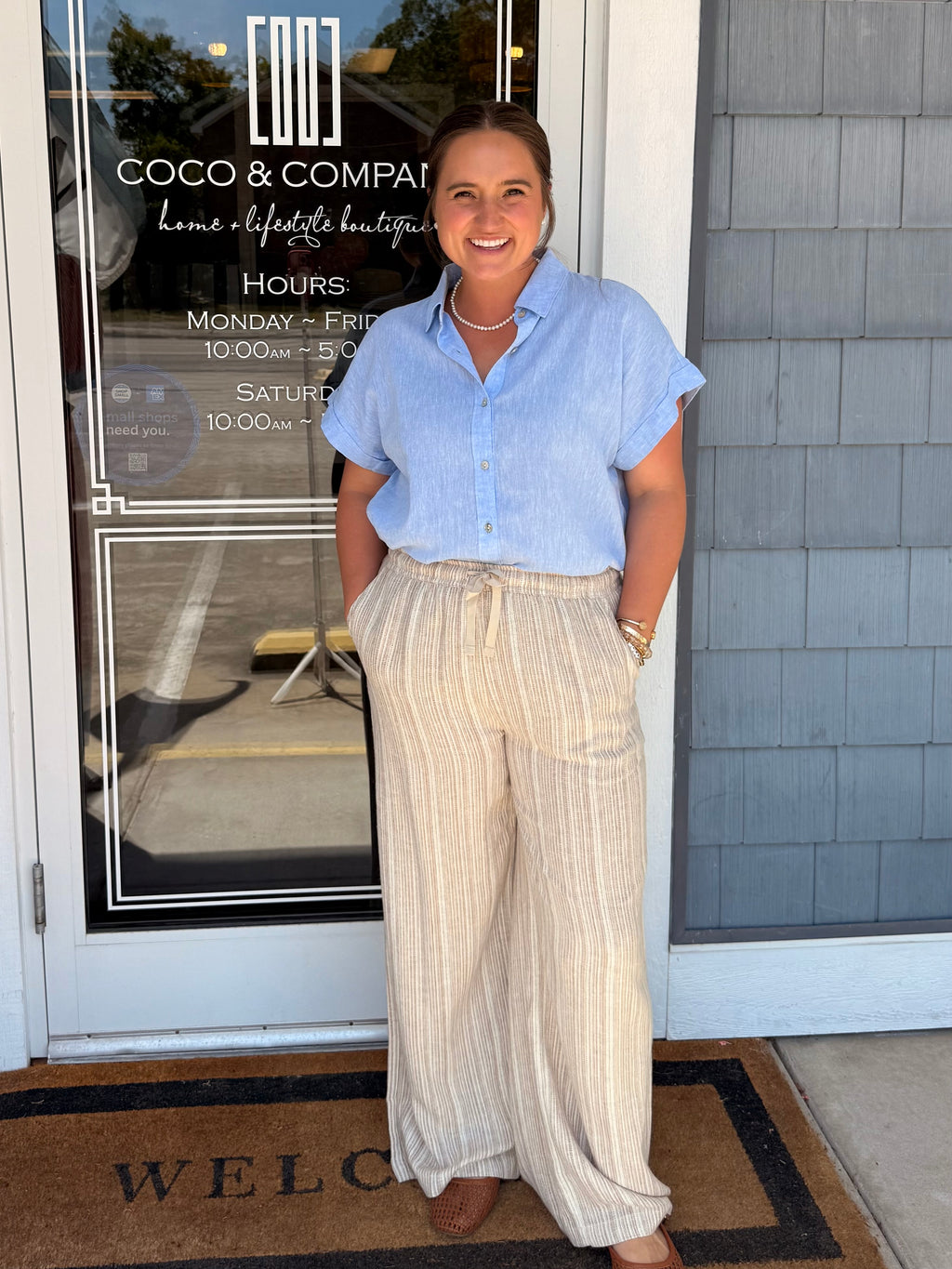 Mocha 29" Inseam Striped Linen Wide
Leg Pants