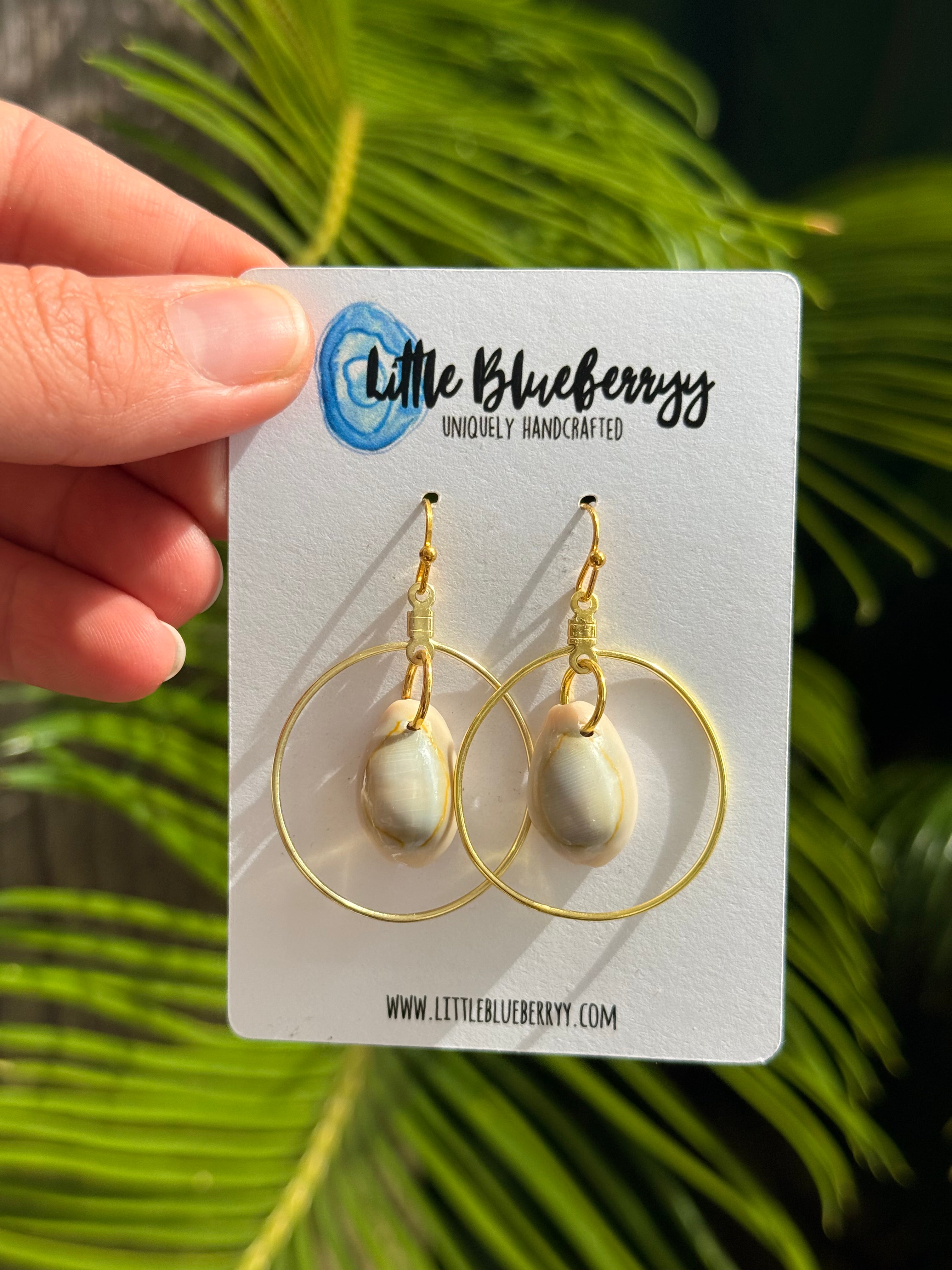Shell & Gold Handcrafted Earrings - Little Blueberry