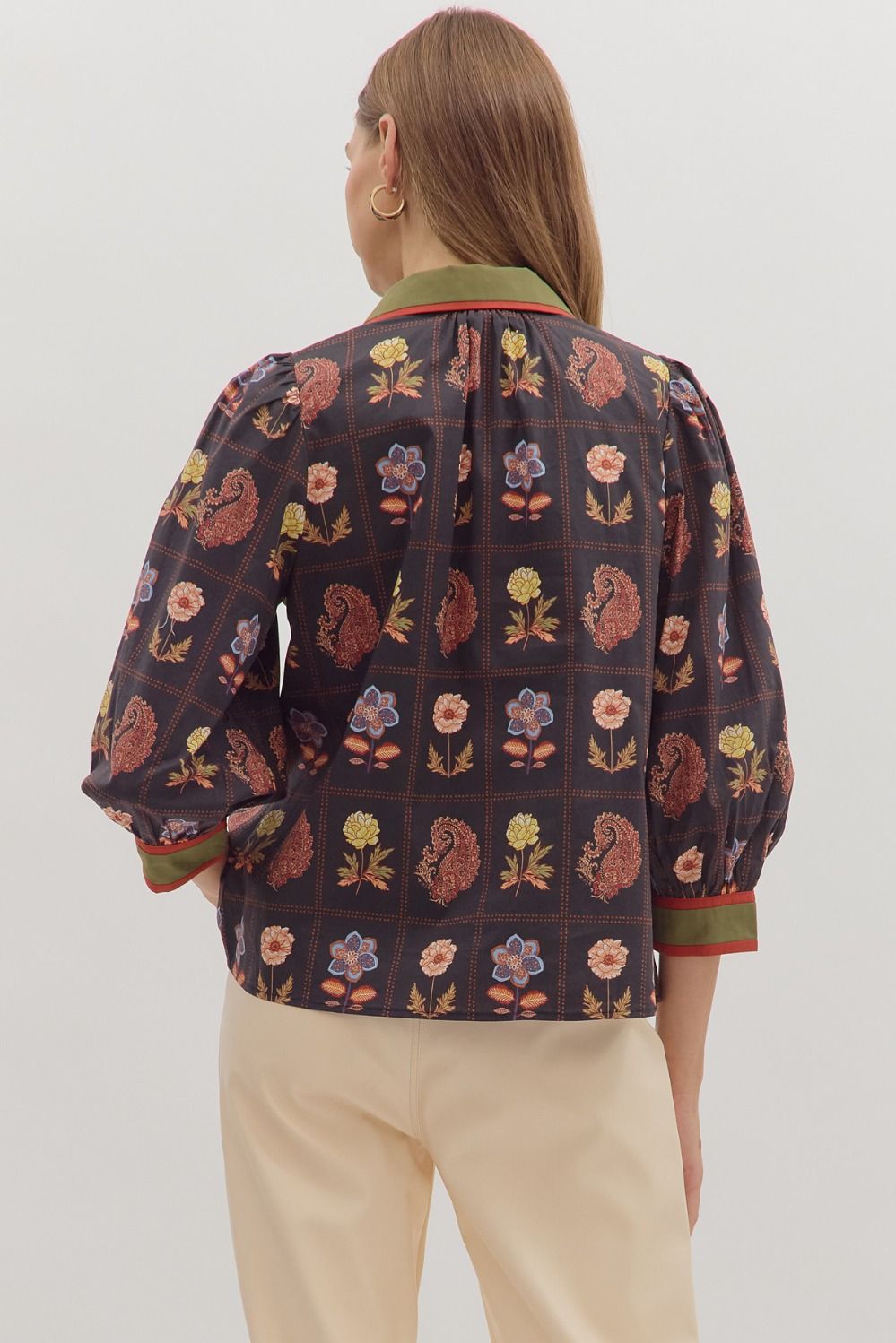 Black Fall Floral Top SHIPS OR PICKUP FROM COCO 10/6/25