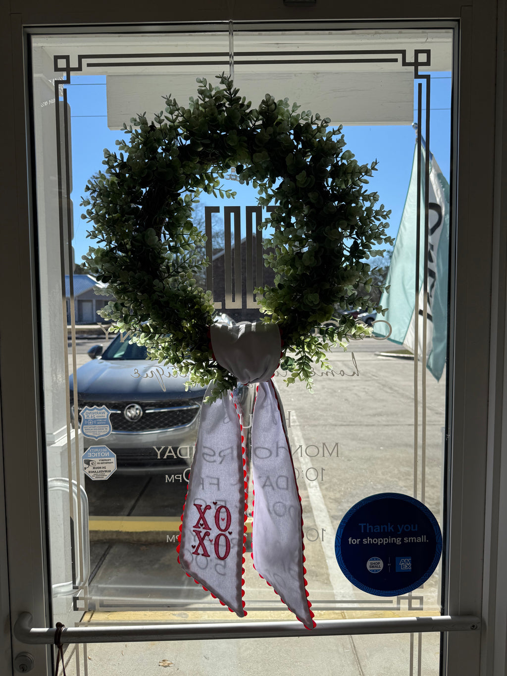 Valentines Scalloped Wreath Sash