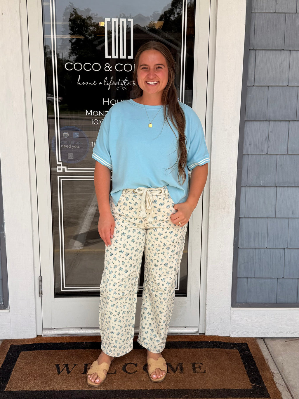 Floral Knot Barrel Jeans