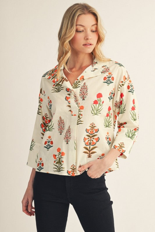 PREORDER: Offwhite Big Pearl Button Floral Top