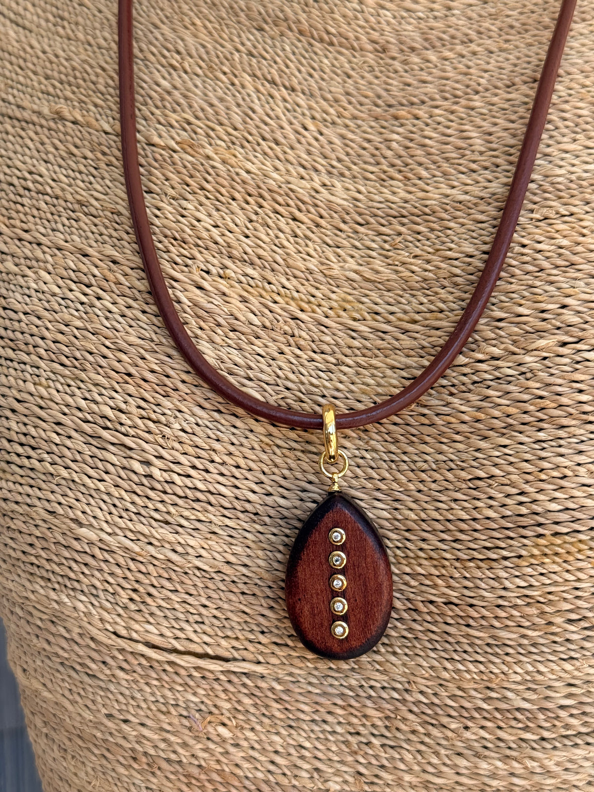 Wooden Dusk Necklace - Brown- Smith & Co.