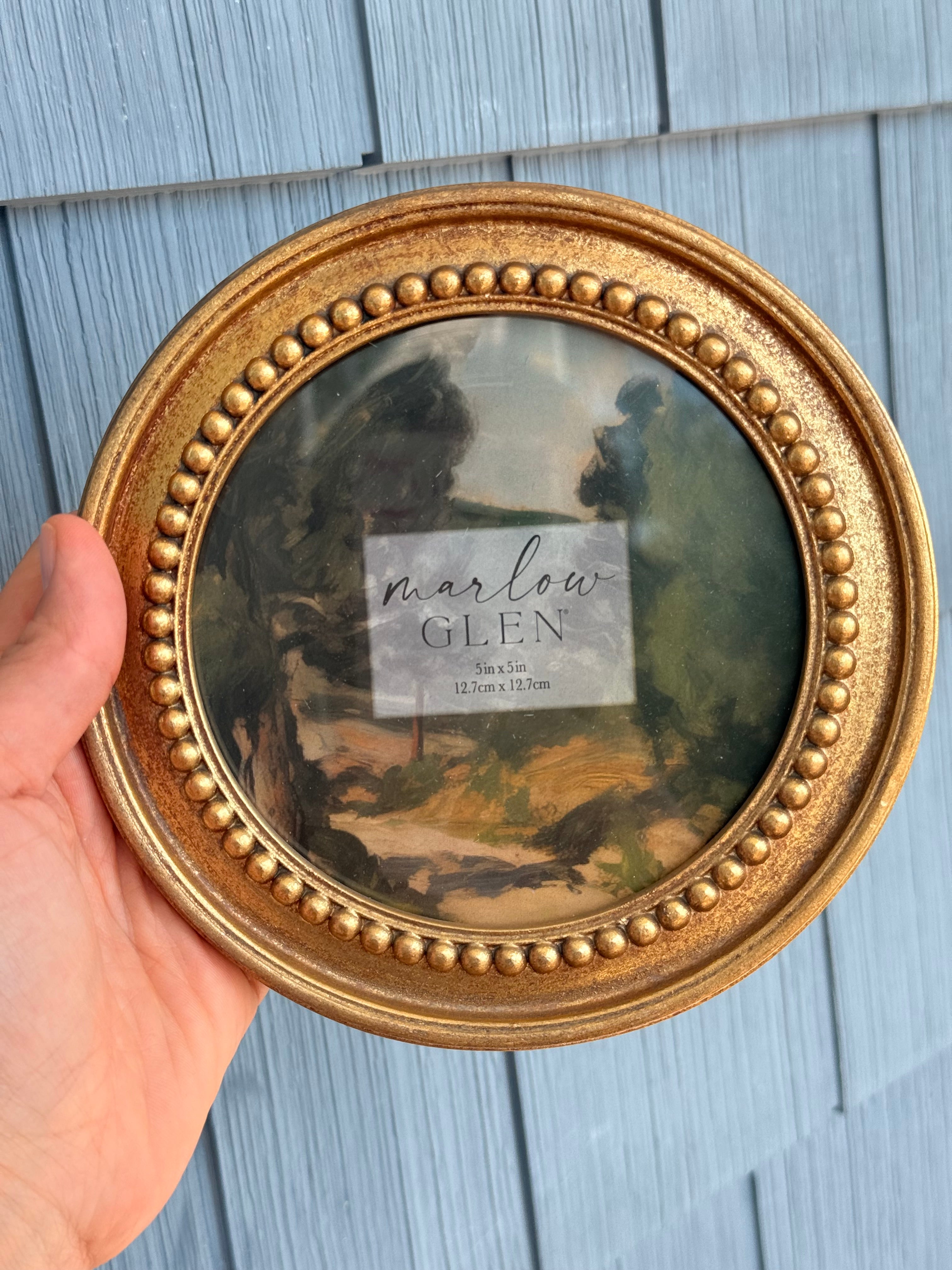 Gold Round Dotted Frame
