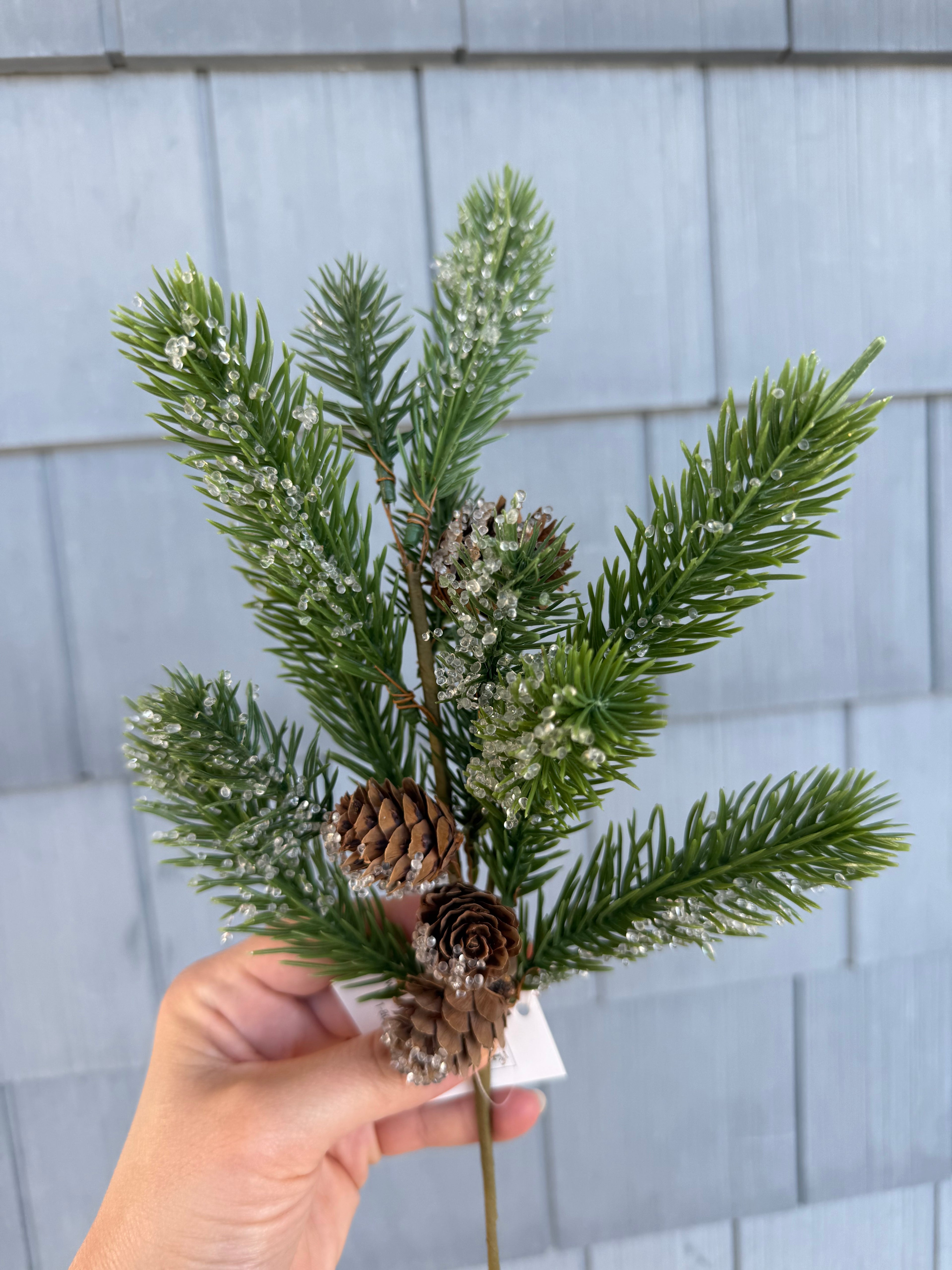 Icy Pine Spray W/pinecones, 17964