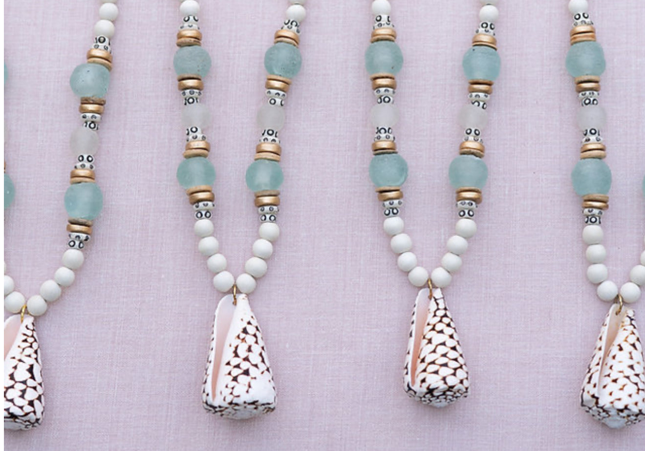 The Cora Necklace White